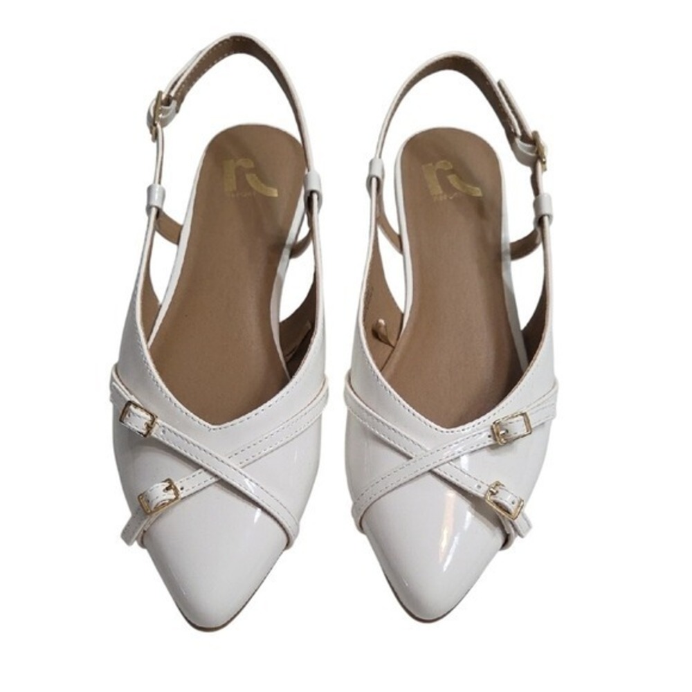 Report White Flats Sandals Size 9 W ‎ Gold Buckles Strap - Picture 2 of 4